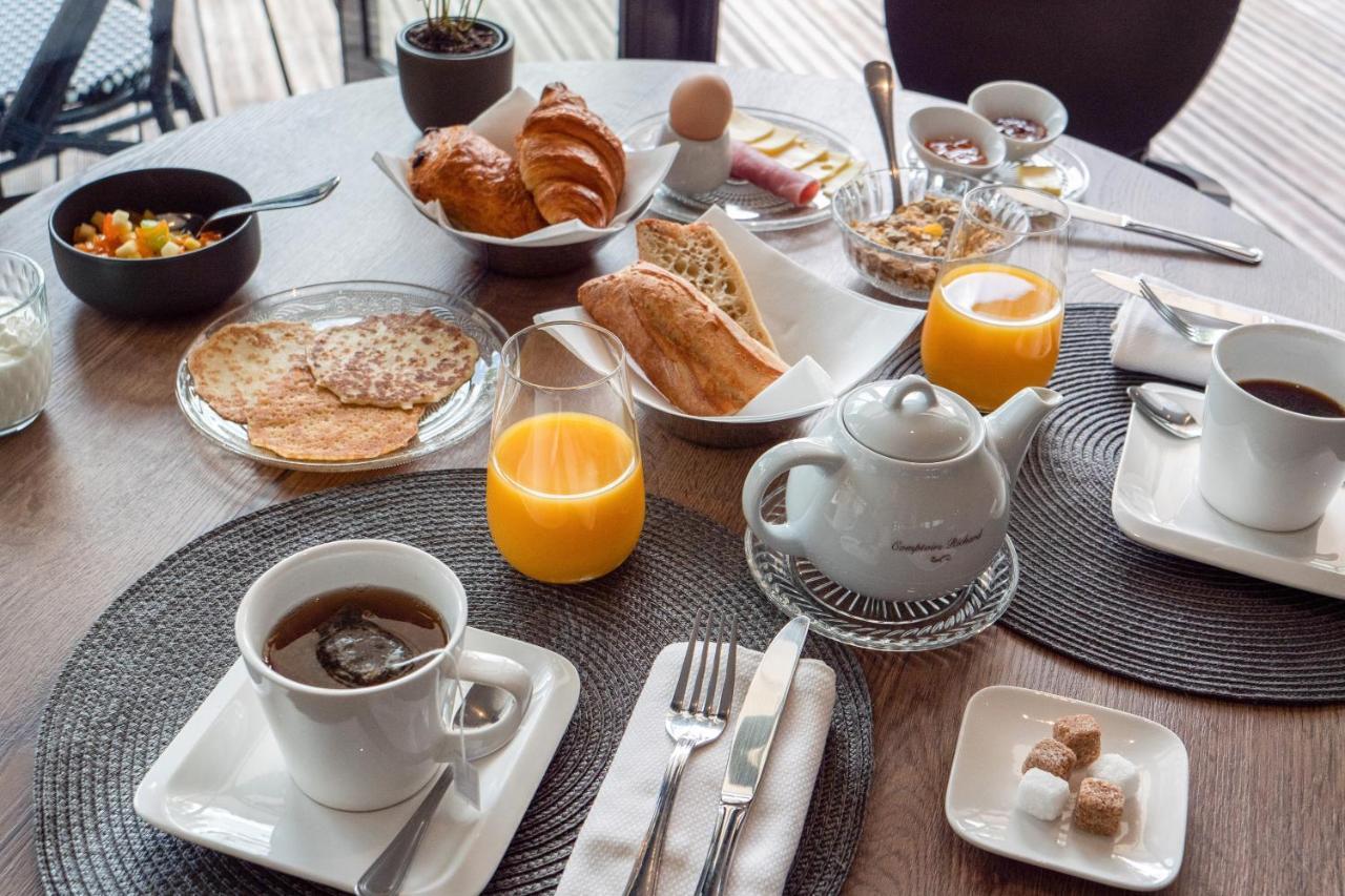 Le Boeuf Couronne - Hotel & Restaurant Chartres- Logis Hotels Zewnętrze zdjęcie