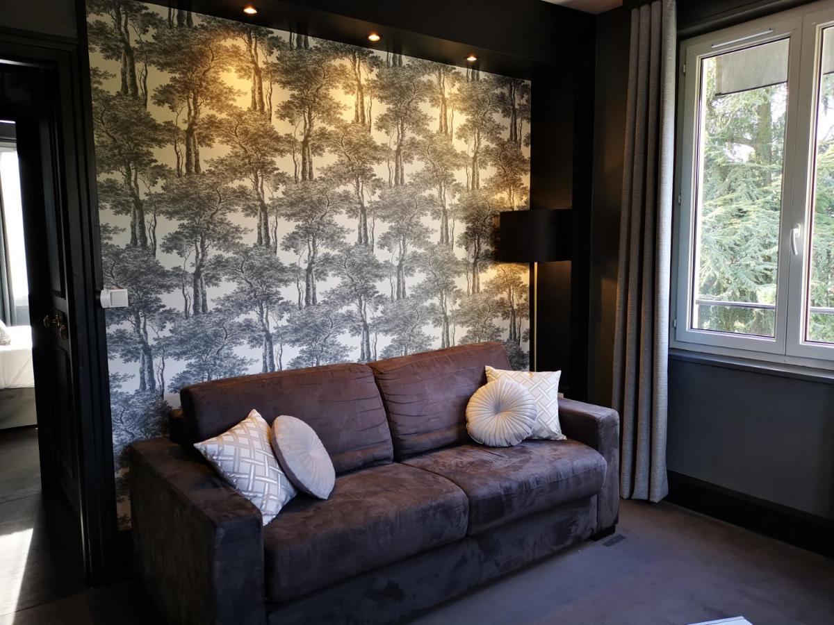 Le Boeuf Couronne - Hotel & Restaurant Chartres- Logis Hotels Zewnętrze zdjęcie